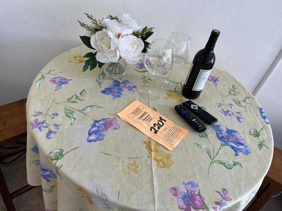 할렌데일비치 Cozy Affordable Studio Close To The Beach 아파트 외부 사진
